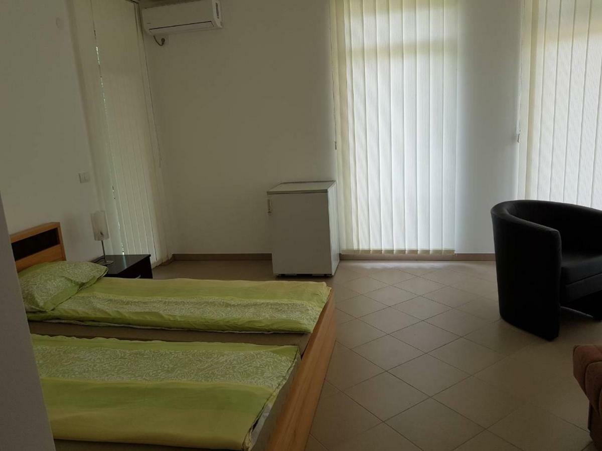 Sobe Emilija Hotell Veliko Gradište Exteriör bild
